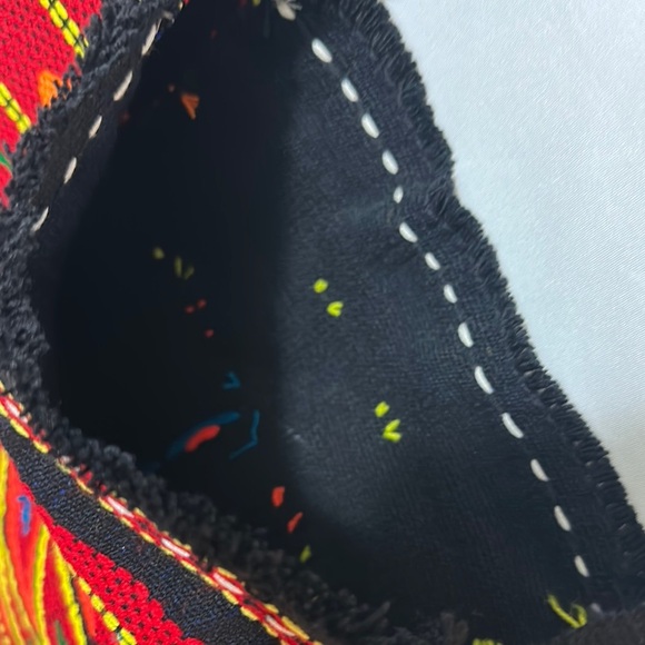 Black and Red Geometric Shoulder Bag with Fringe - Picture 4 of 6